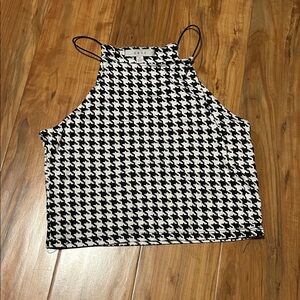 Gaze Black and White Houndstooth Crop Top
